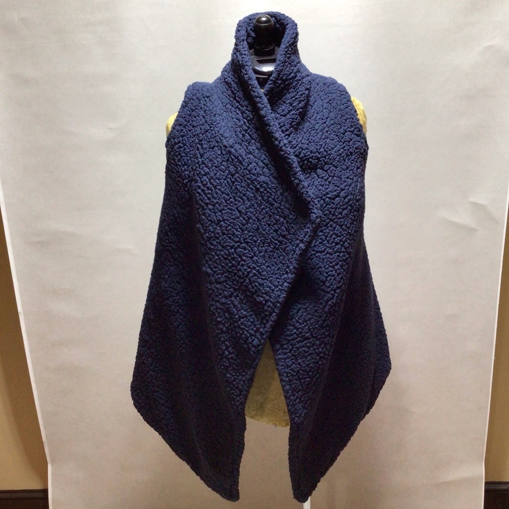 Capelli Blue Faux Sherpa Cardigan Sweater Vest, Size Medium